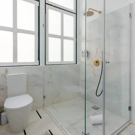 Westlight - Adults Only 4*